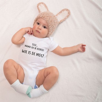 Sst mama en ik kijken wie is de mol ma